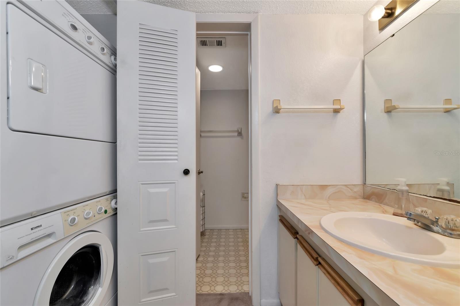 19505 Quesada Ave #b204 Property Photo 9