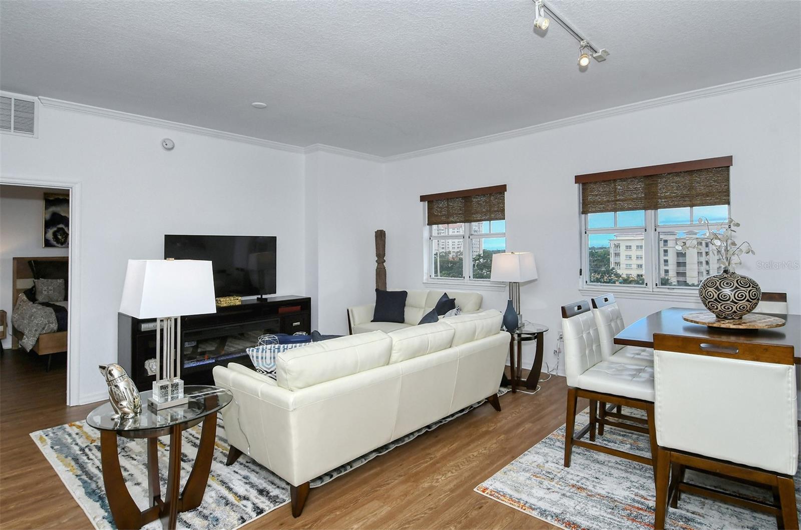 1064 N Tamiami Trl #1627 Property Photo 8
