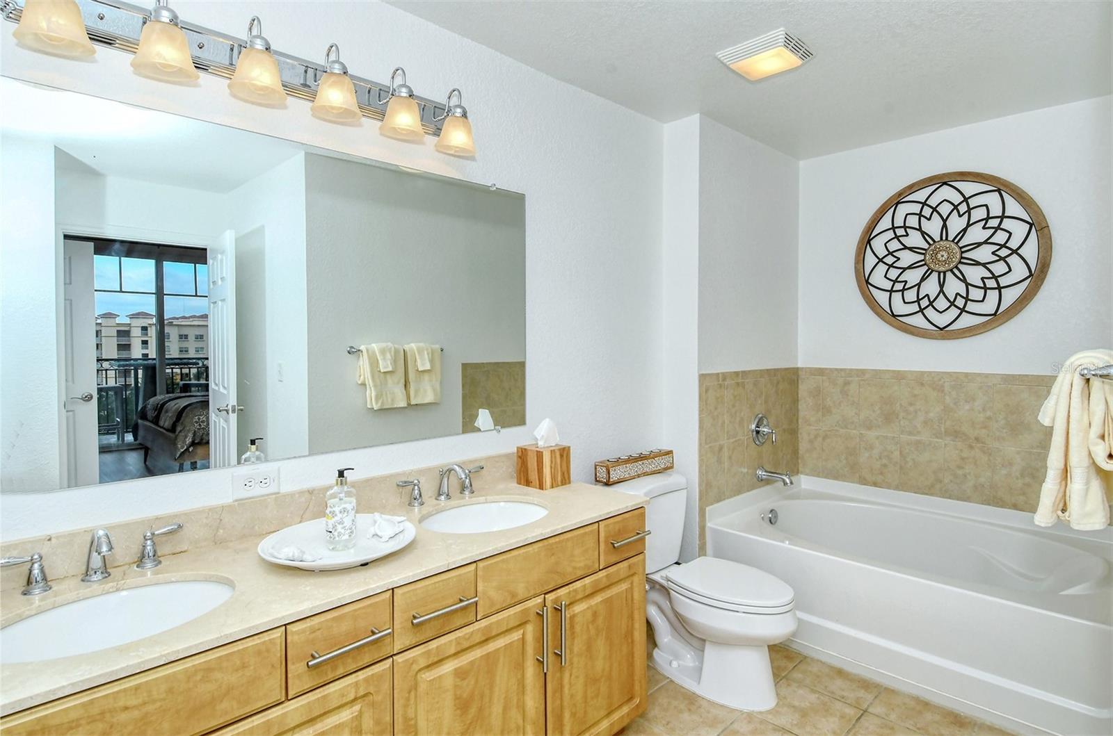 1064 N Tamiami Trl #1627 Property Photo 23