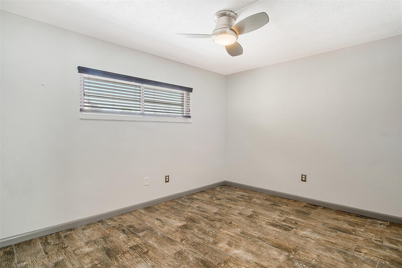 1350 N Portofino Dr #310 Property Photo 10