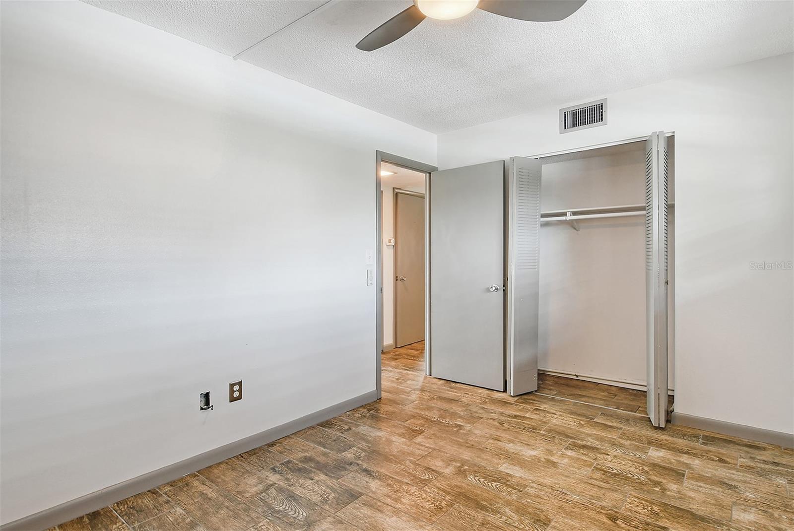 1350 N Portofino Dr #310 Property Photo 16