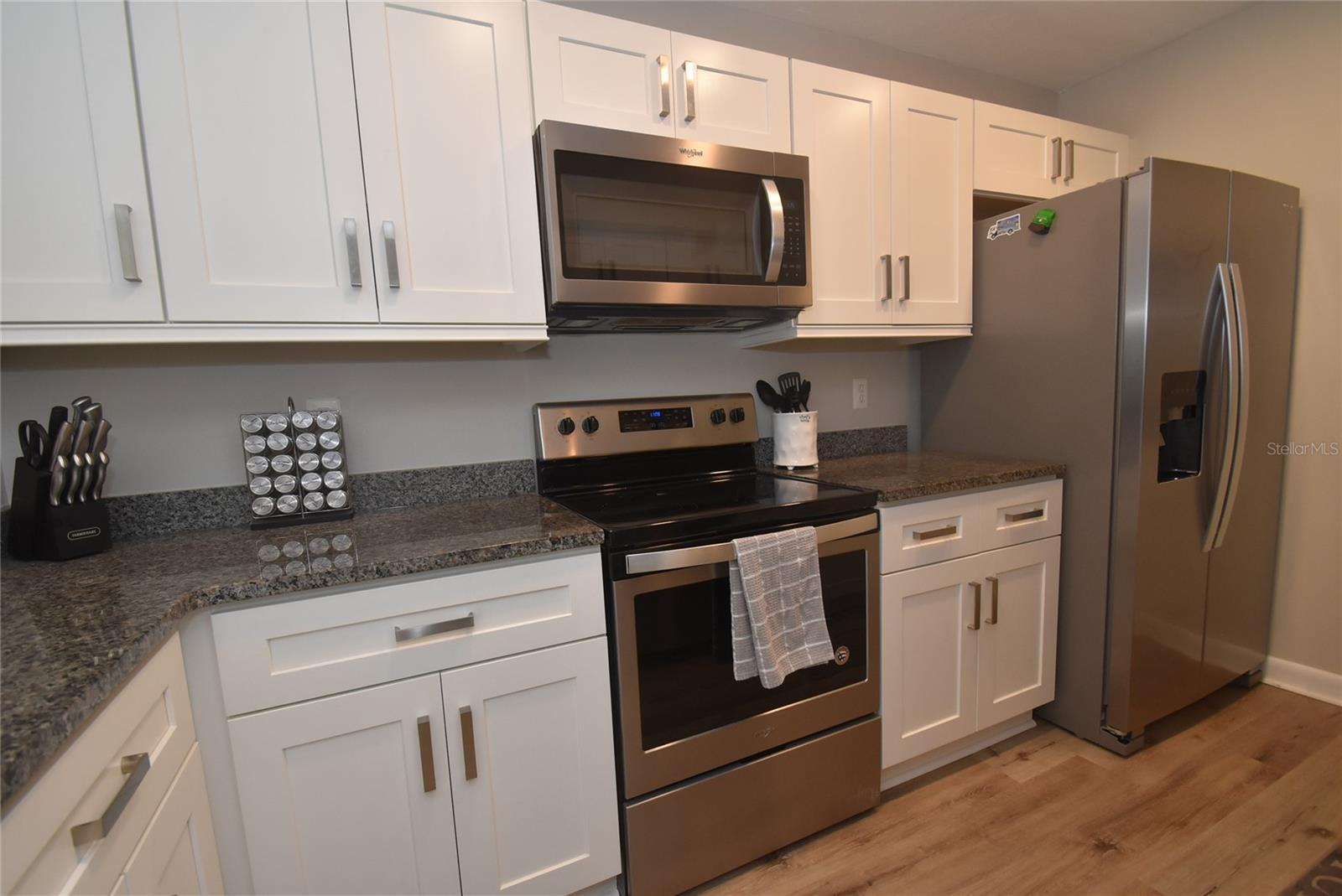 1720 Glenhouse Dr #gl427 Property Photo 3