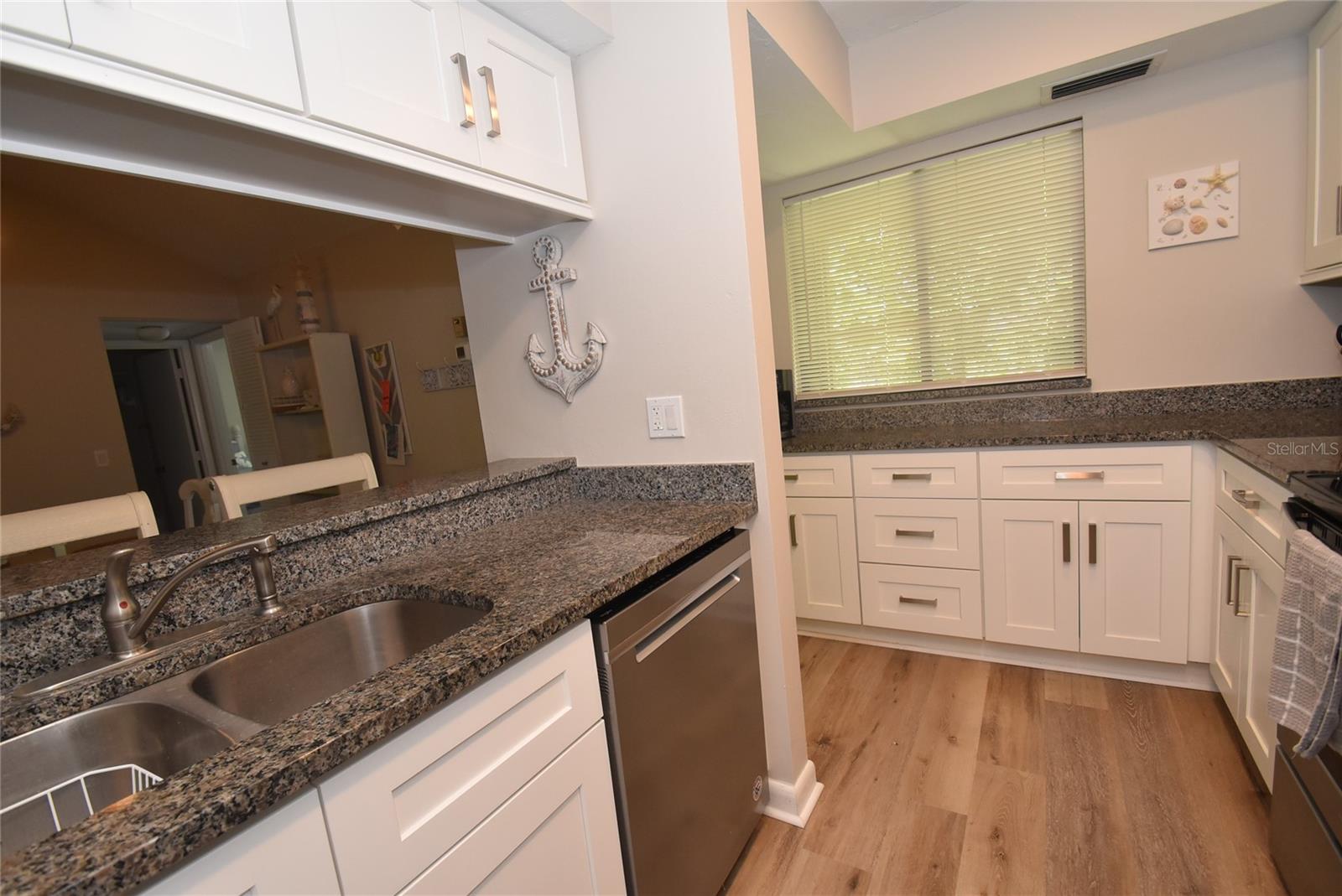 1720 Glenhouse Dr #gl427 Property Photo 4