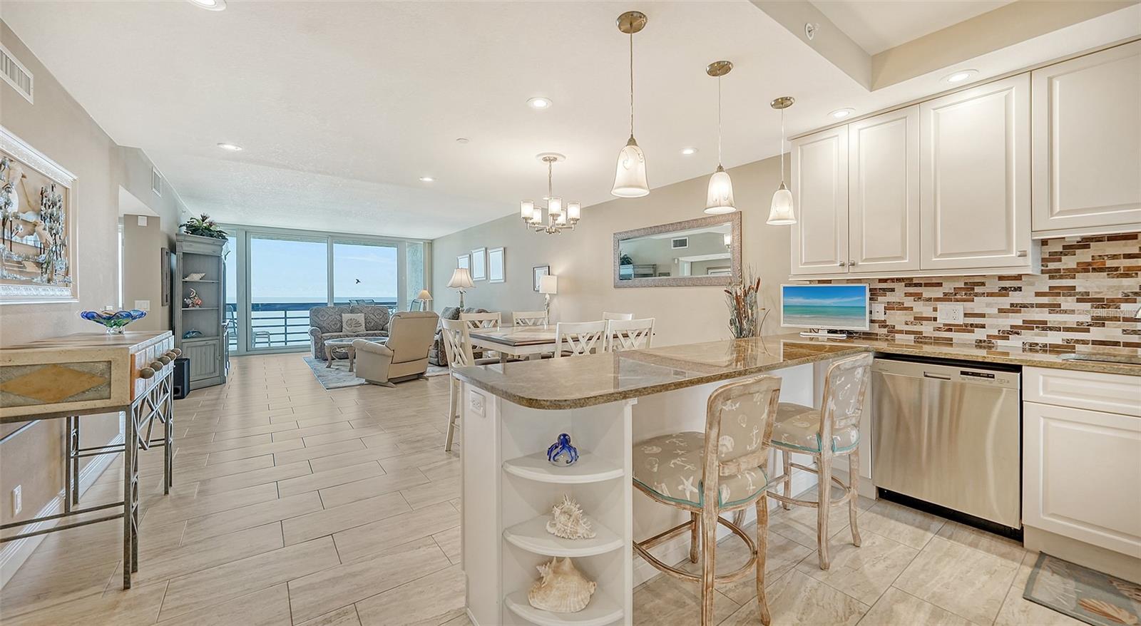 1045 Gulf Of Mexico Dr #403 Property Photo 16