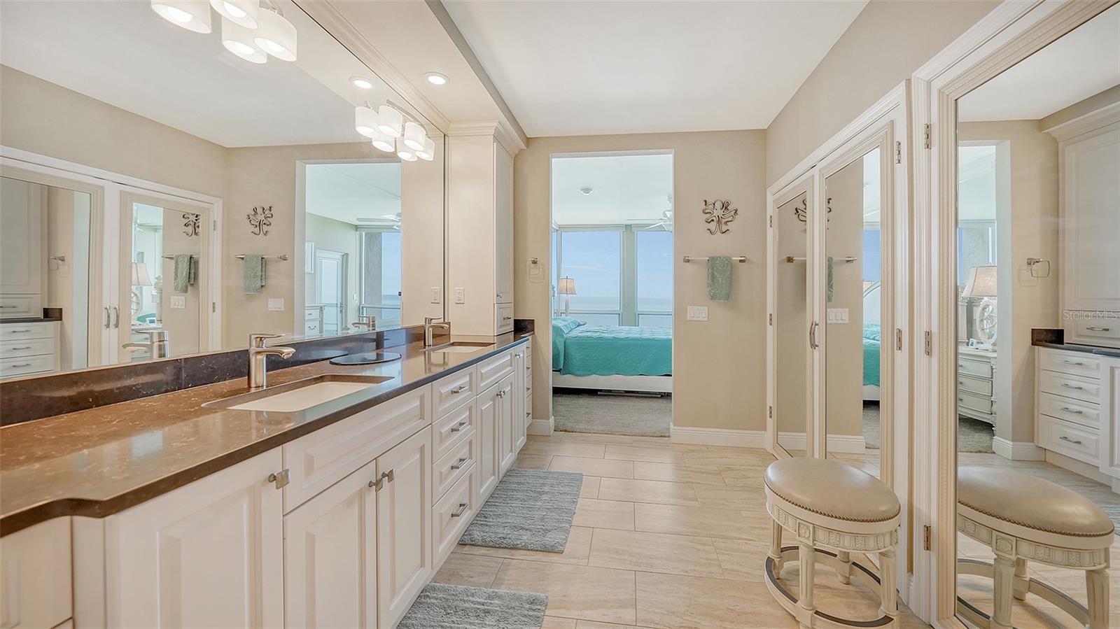 1045 Gulf Of Mexico Dr #403 Property Photo 25
