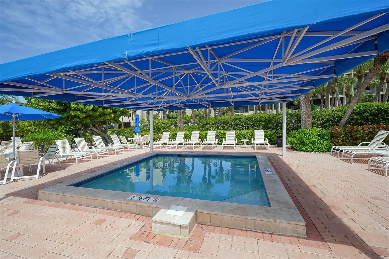1045 Gulf Of Mexico Dr #403 Property Photo 37