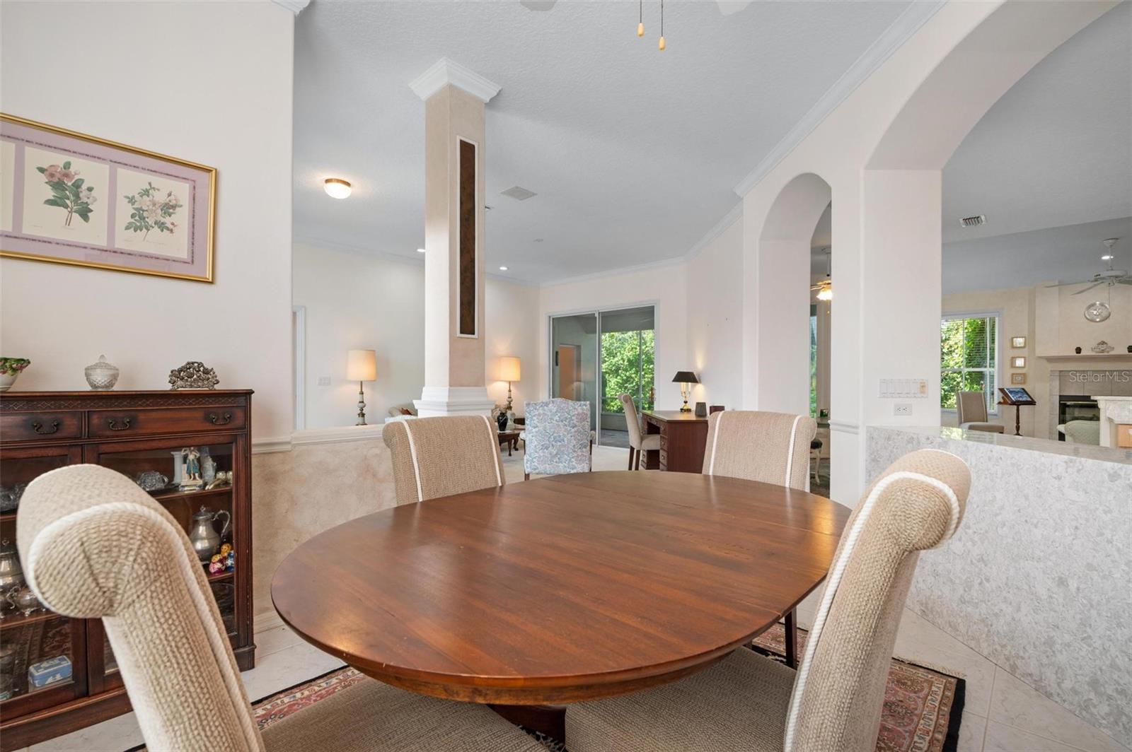 5249 Far Oak Cir Property Photo 14