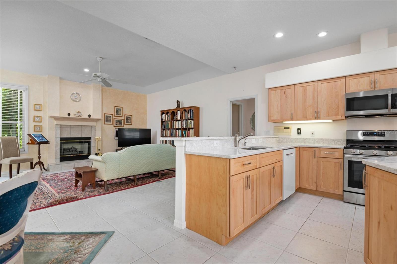 5249 Far Oak Cir Property Photo 15