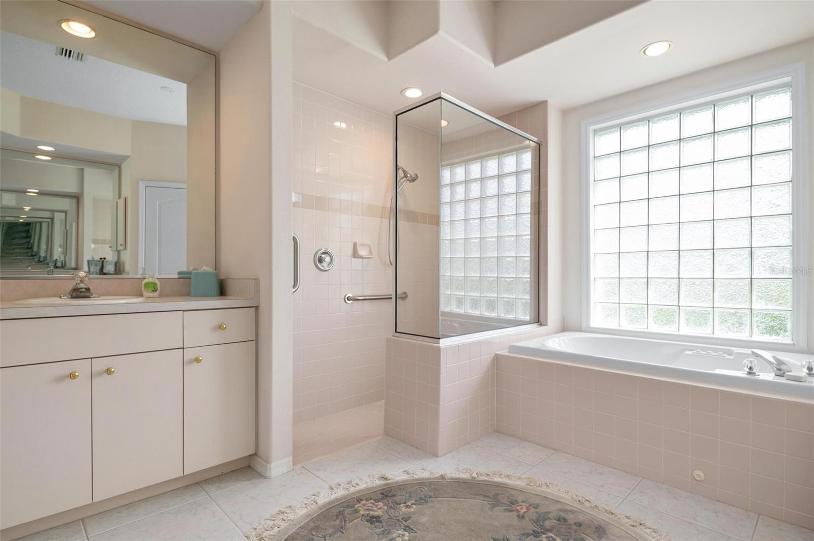 5249 Far Oak Cir Property Photo 31