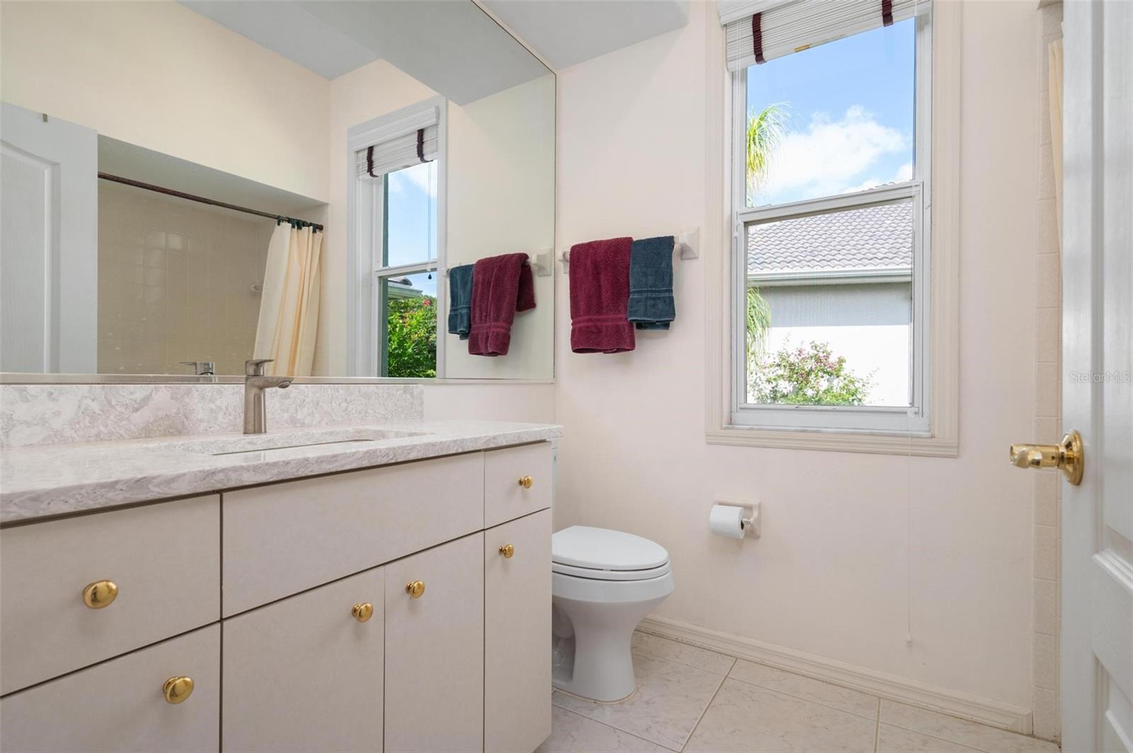 5249 Far Oak Cir Property Photo 34