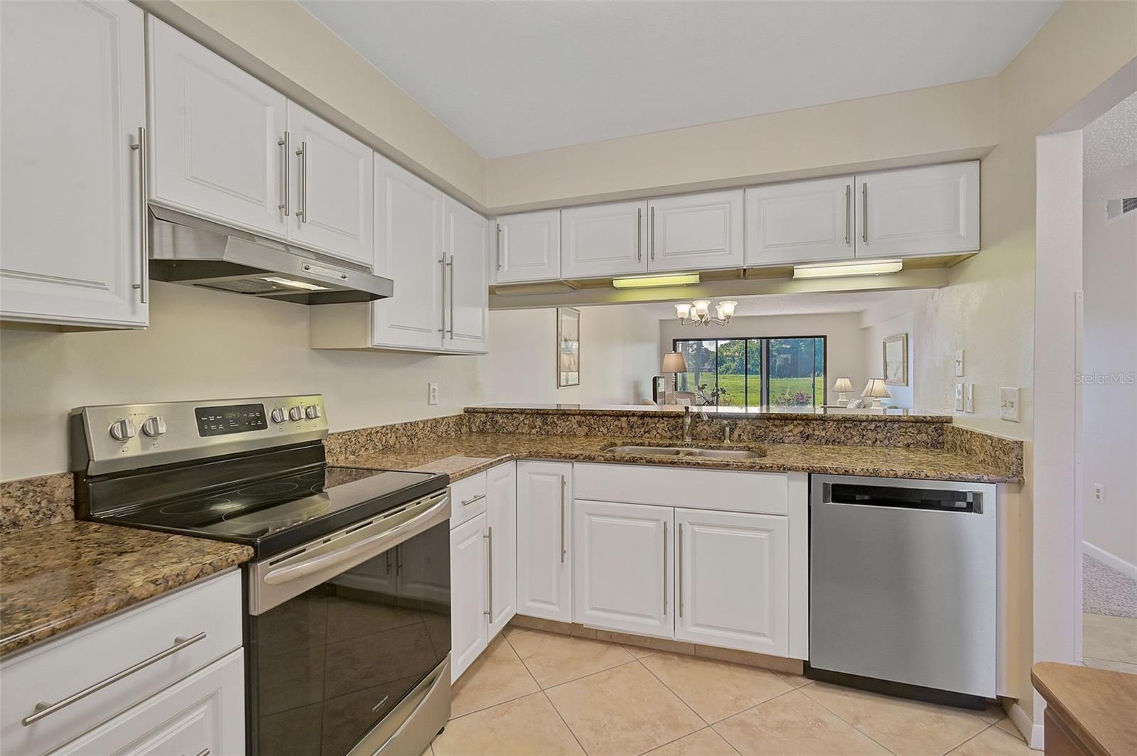684 Bird Bay Dr W #132 Property Photo 7