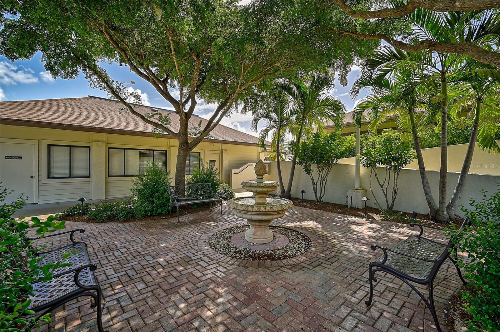 684 Bird Bay Dr W #132 Property Photo 29