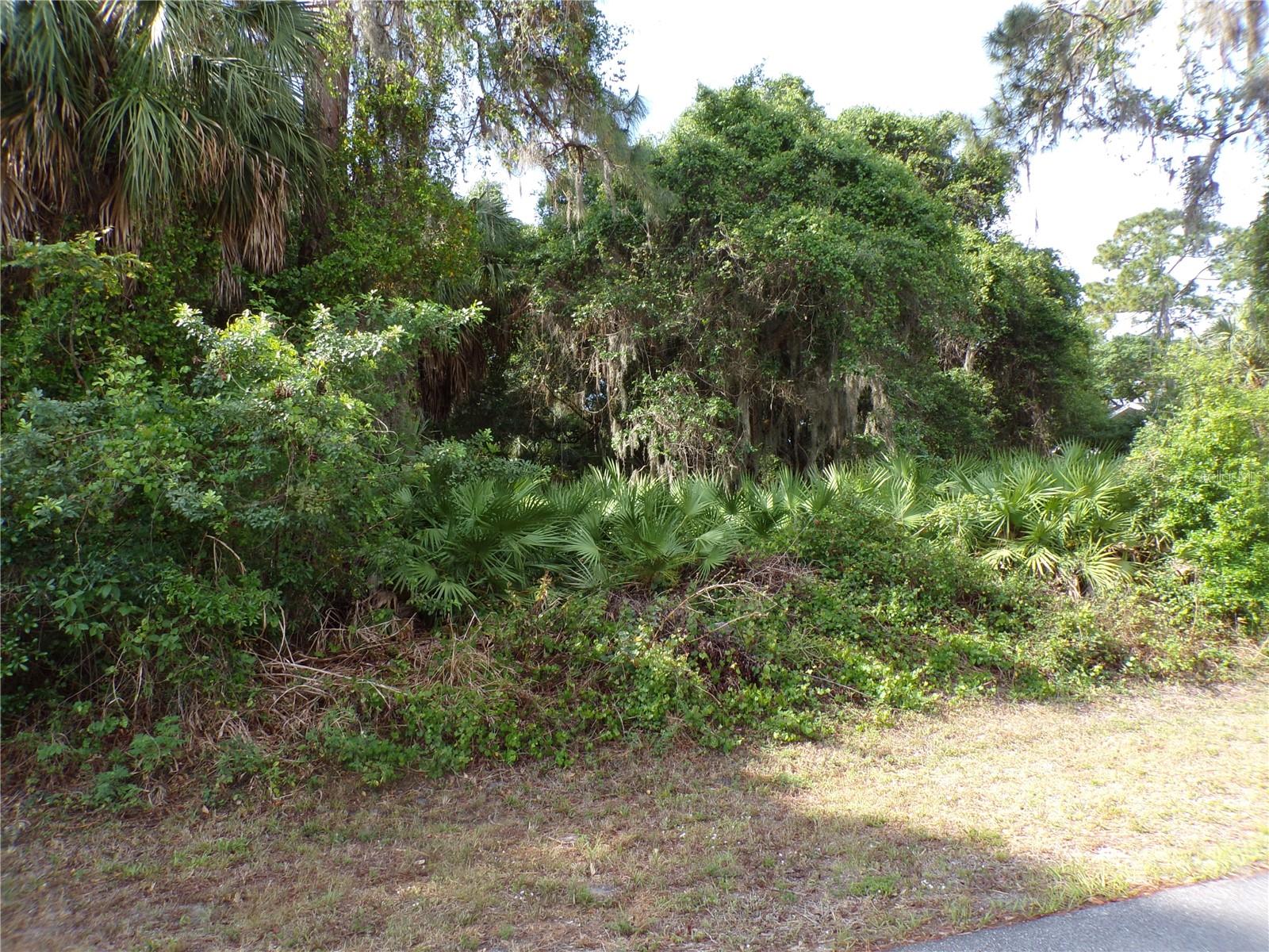 18057 Garvin Ave Property Photo 5