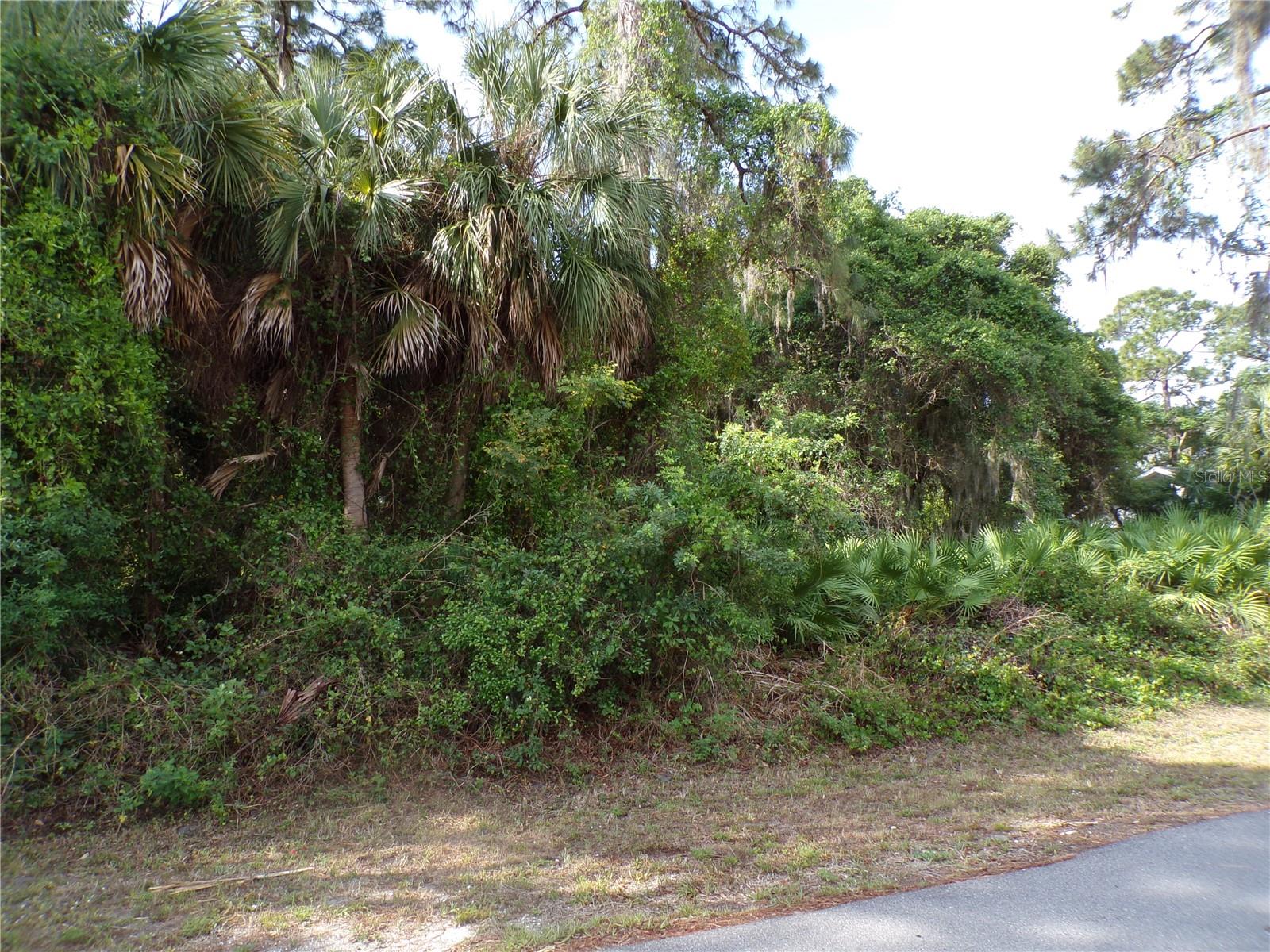 18057 Garvin Ave Property Photo 6