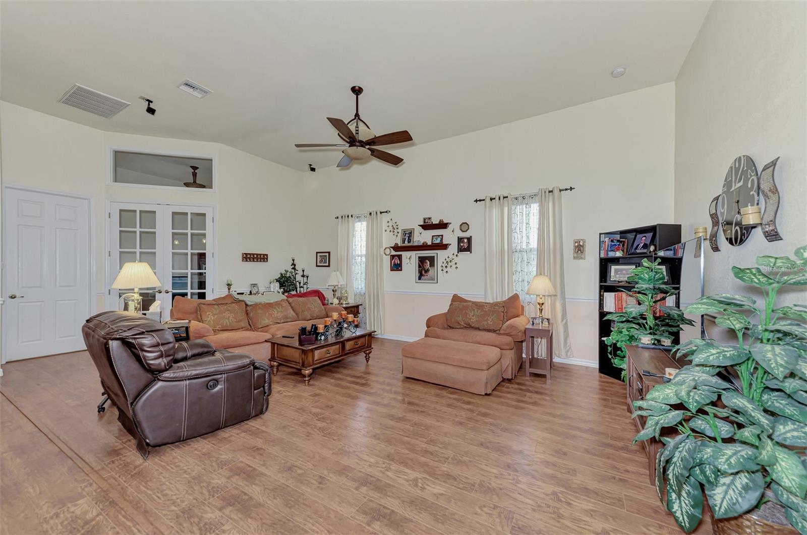 8430 Acorn Blvd Property Photo 27
