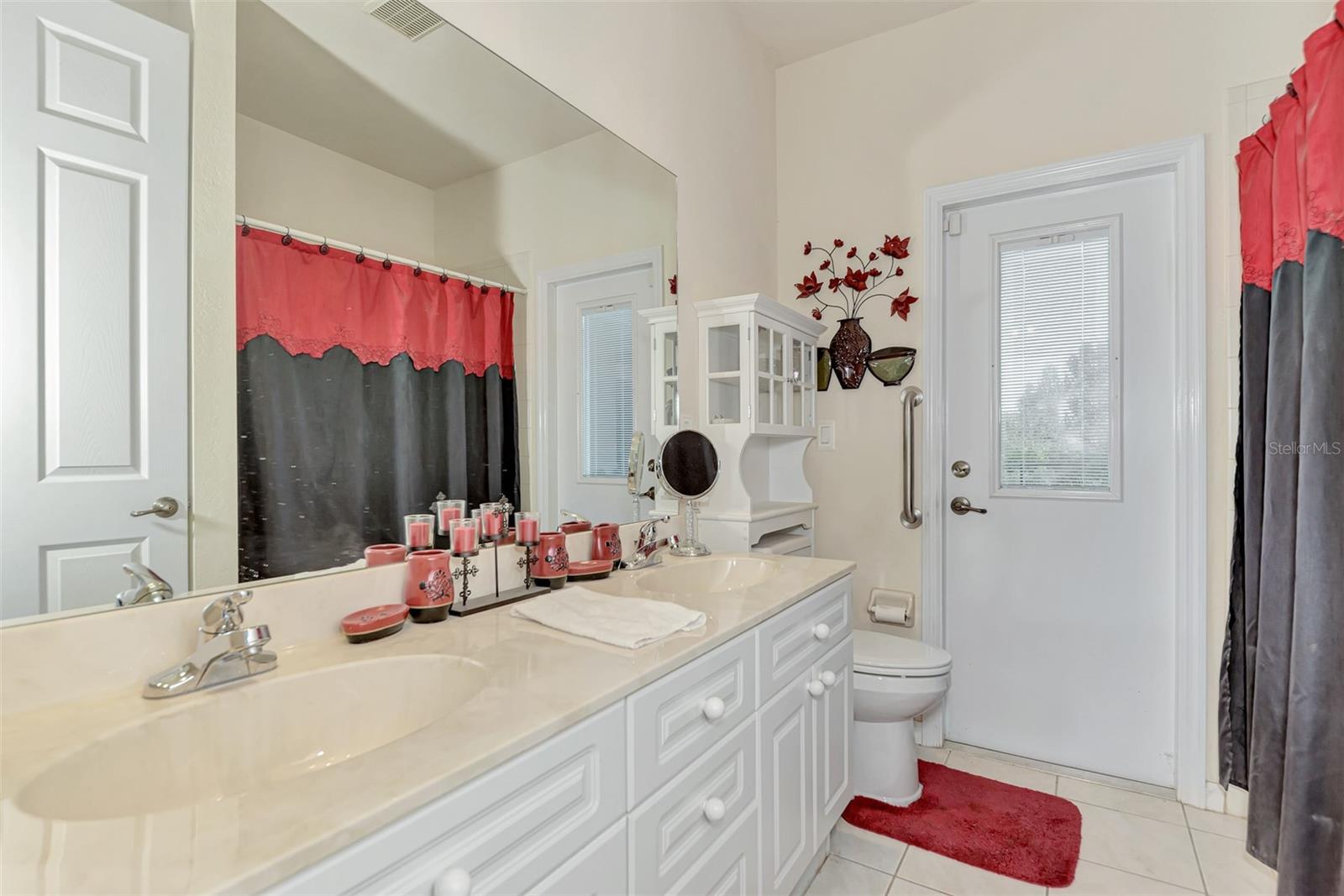8430 Acorn Blvd Property Photo 38
