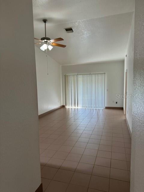 25385 Sandhill Blvd Property Photo 19