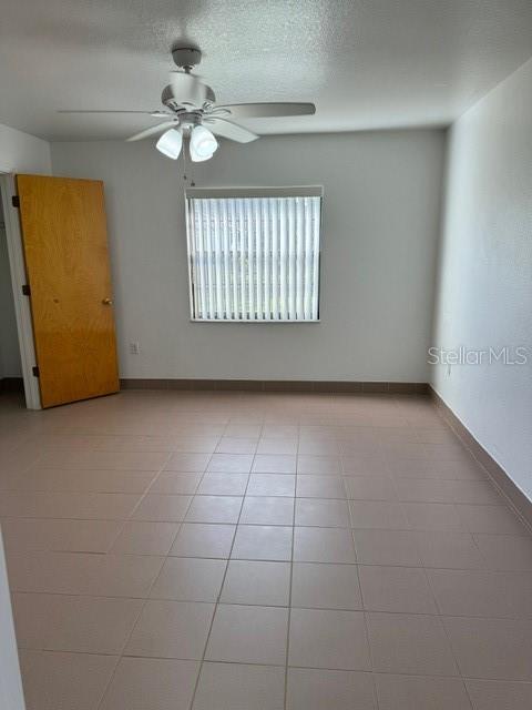 25385 Sandhill Blvd Property Photo 21