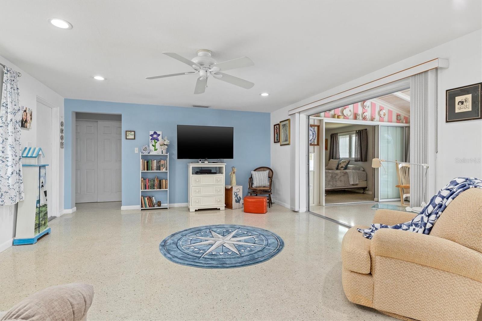 3341 Rock Creek Dr Property Photo 5