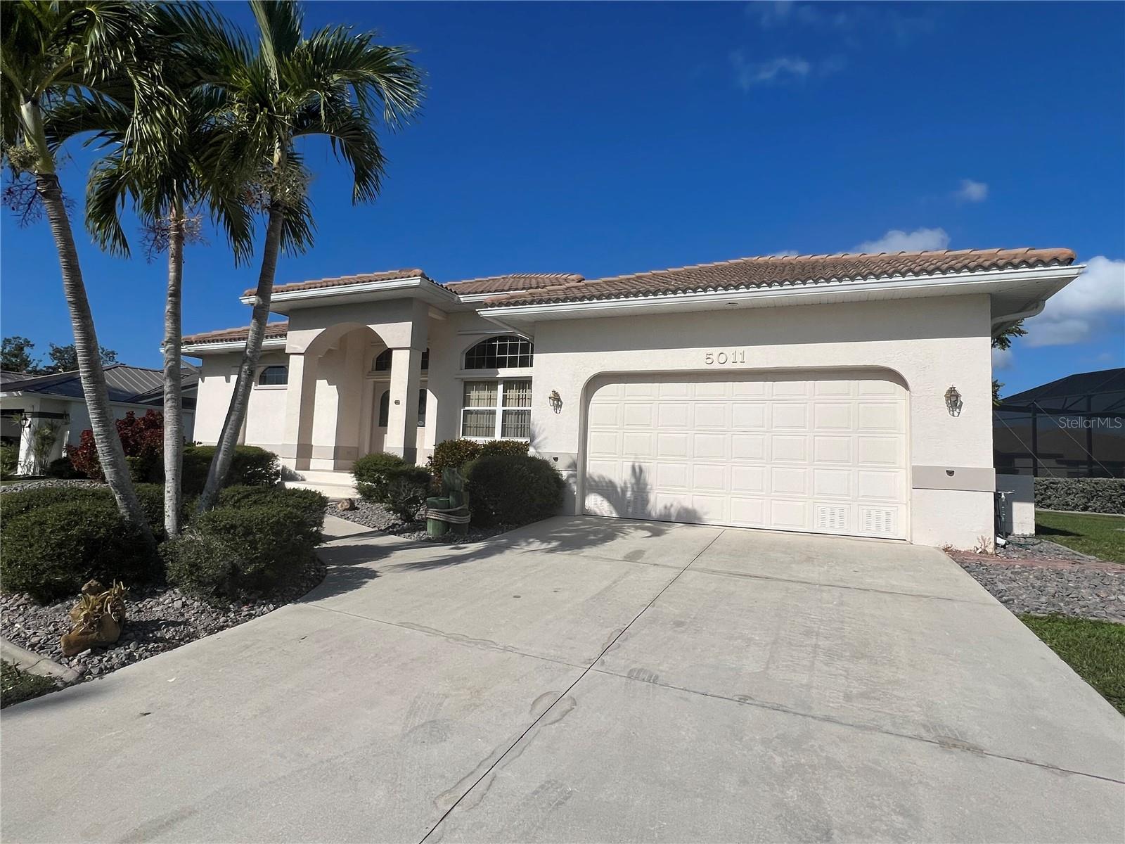 5011 Key Largo Dr Property Photo 2