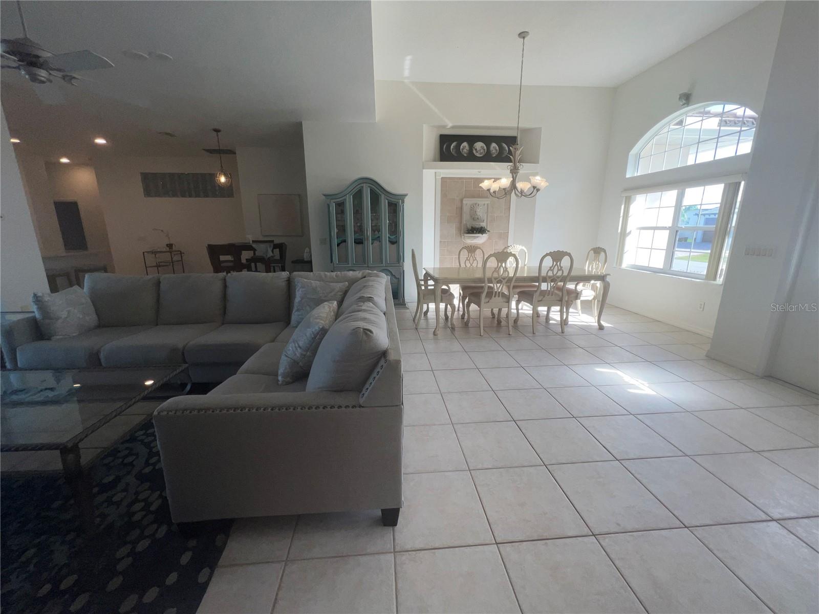 5011 Key Largo Dr Property Photo 6