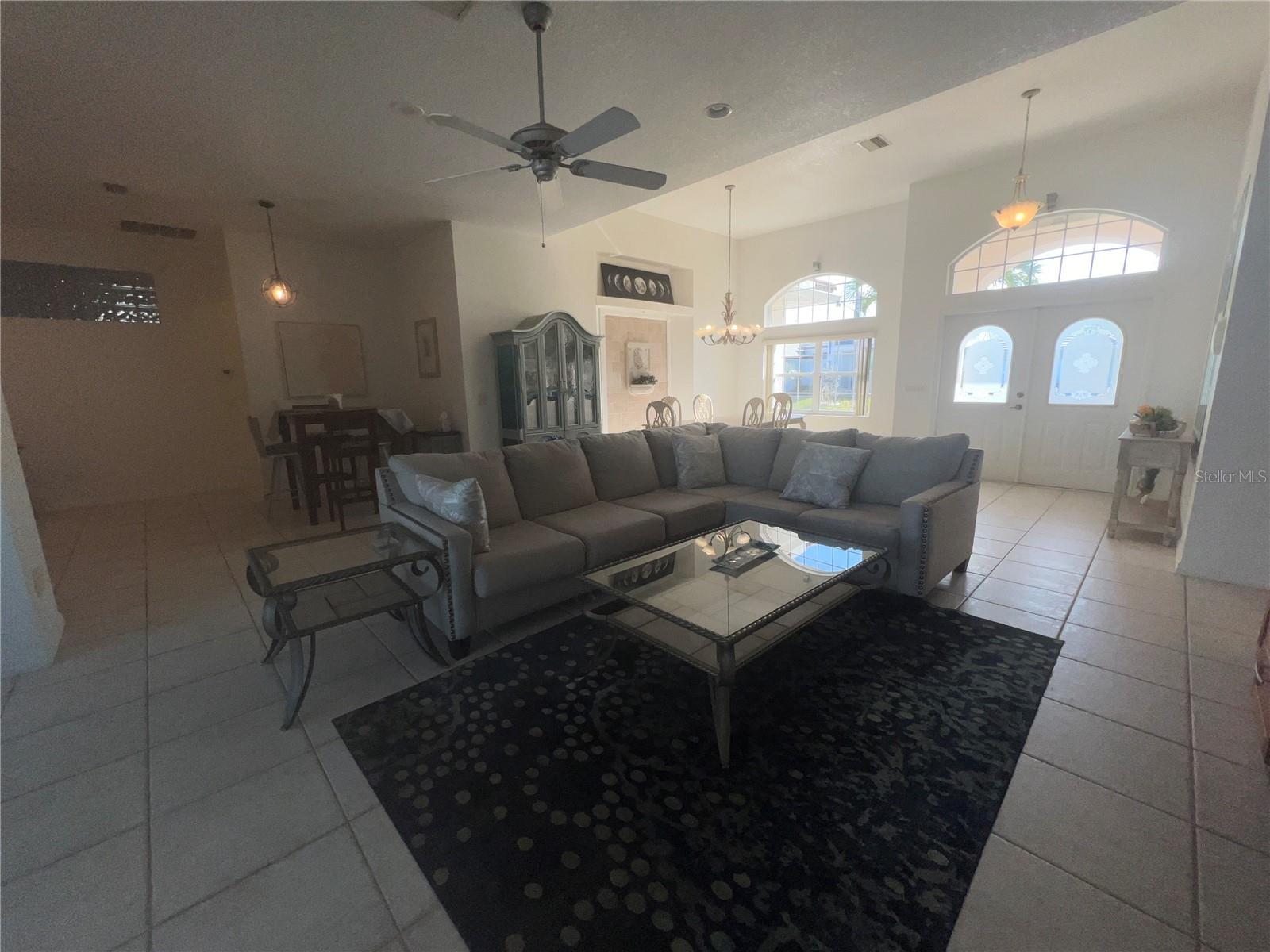 5011 Key Largo Dr Property Photo 7