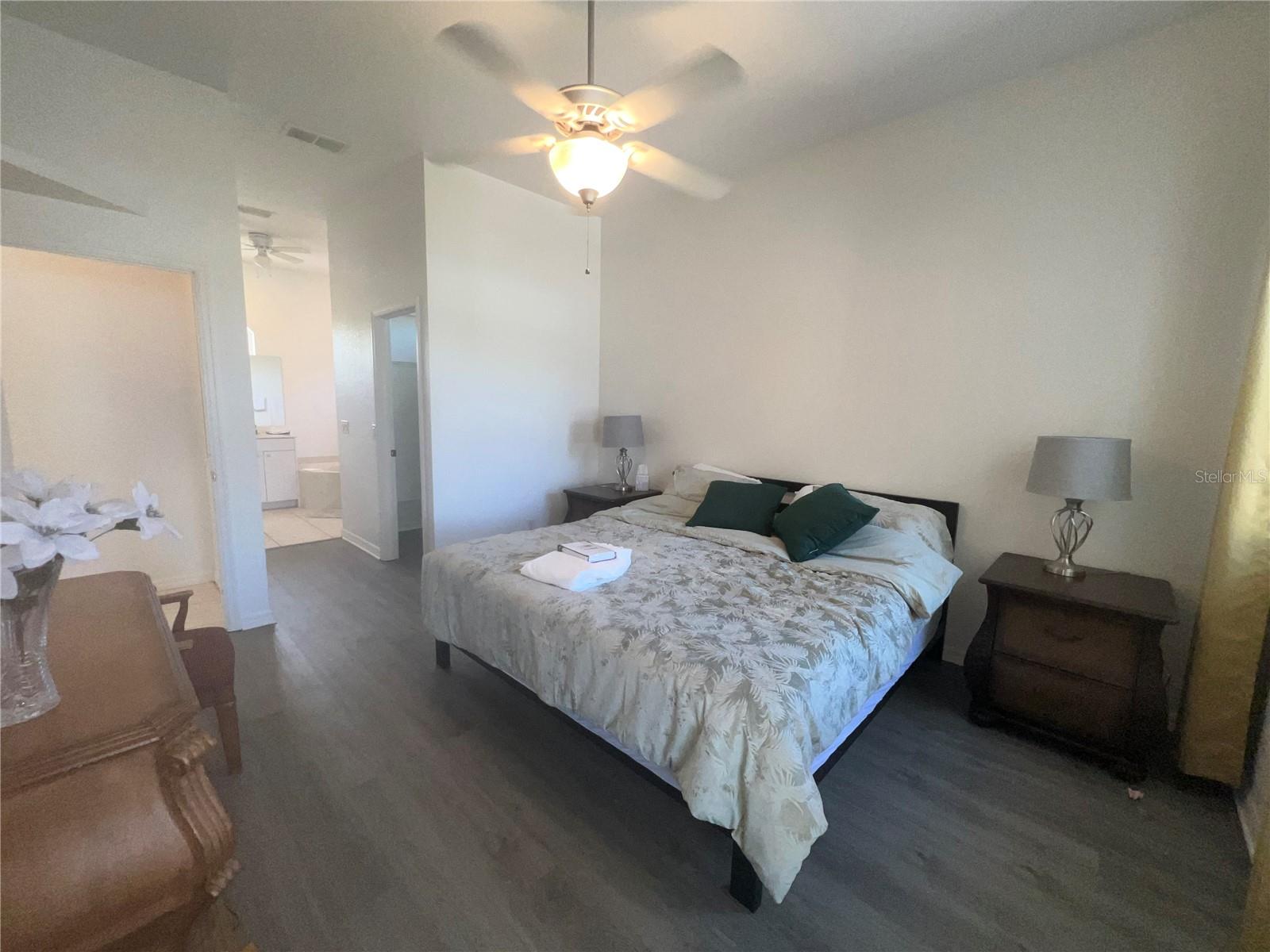 5011 Key Largo Dr Property Photo 33