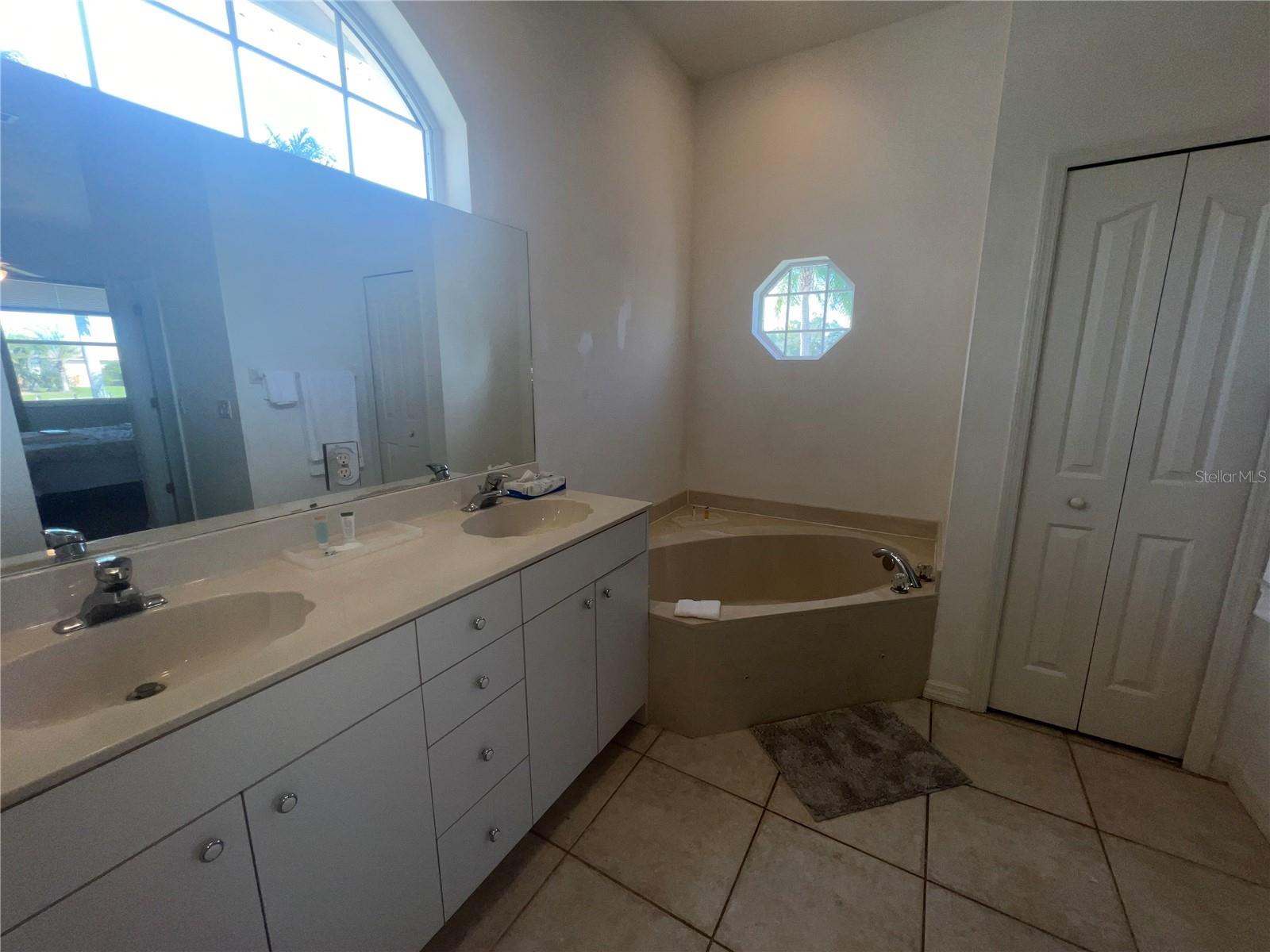 5011 Key Largo Dr Property Photo 37
