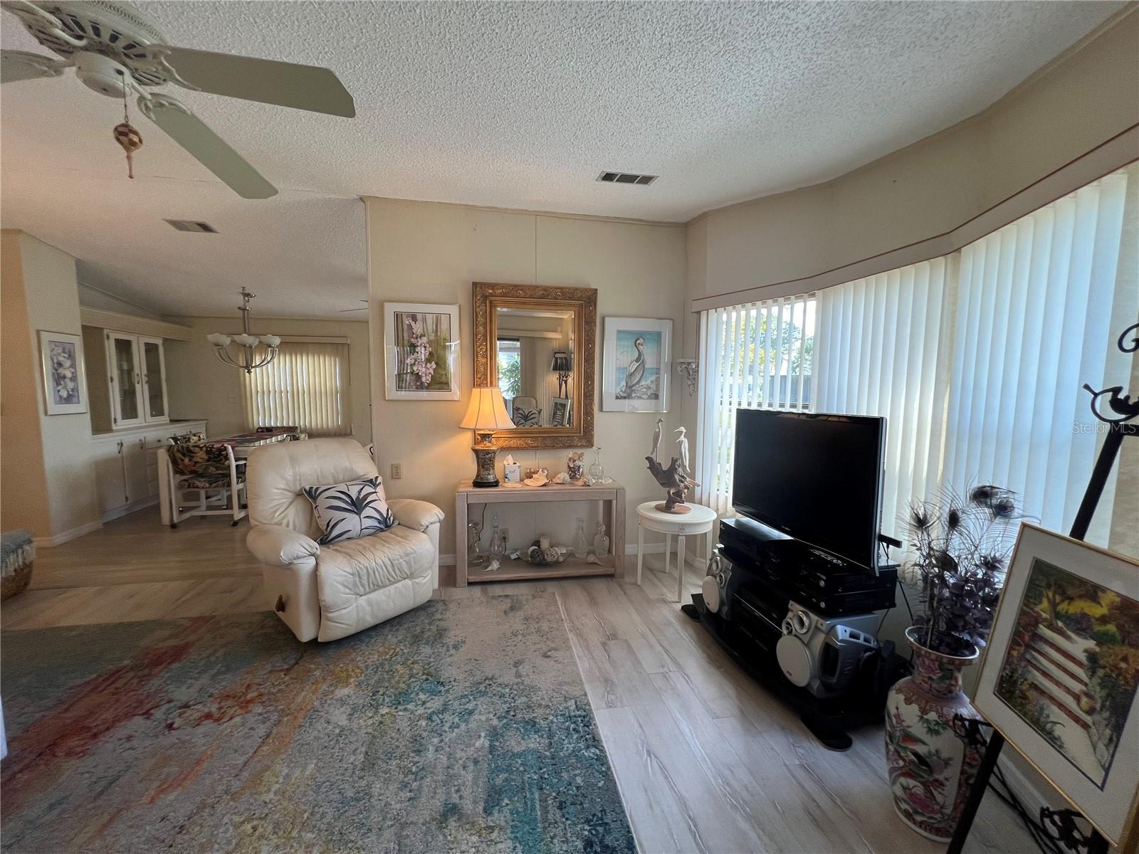 365 Lakewyn Ct Property Photo 12