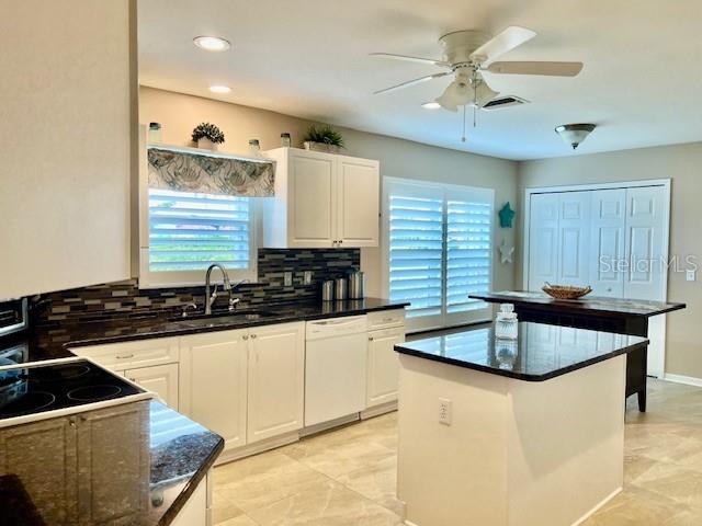 1010 Islamorada Blvd Property Photo 8