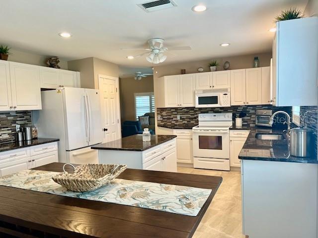 1010 Islamorada Blvd Property Photo 11