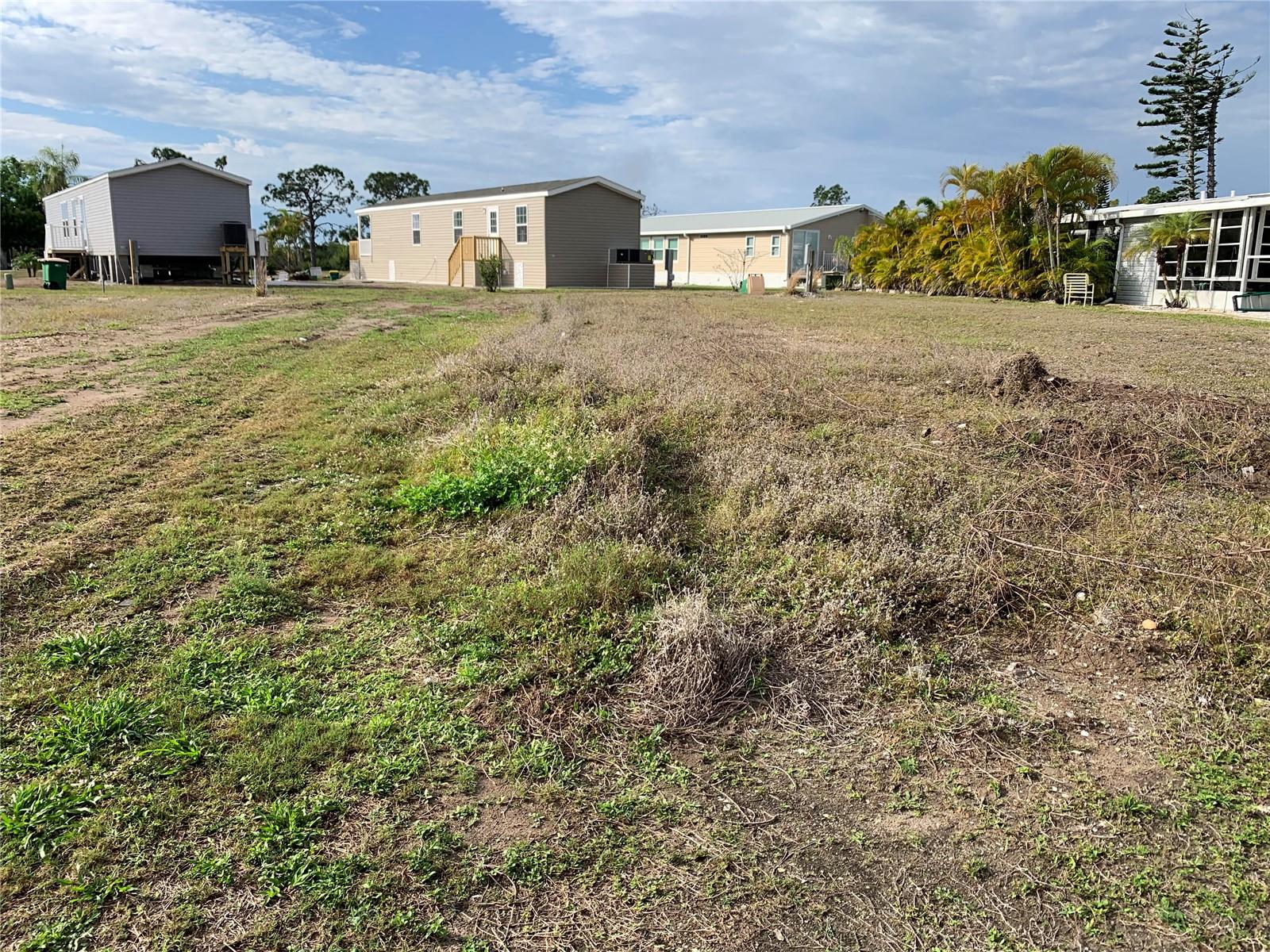 7475 DANVERS CIR Property Photo 1