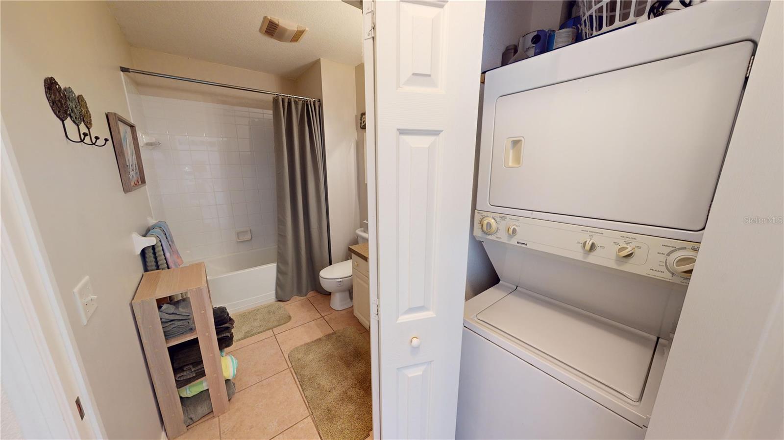 2061 Willow Hammock Cir #202 Property Photo 23