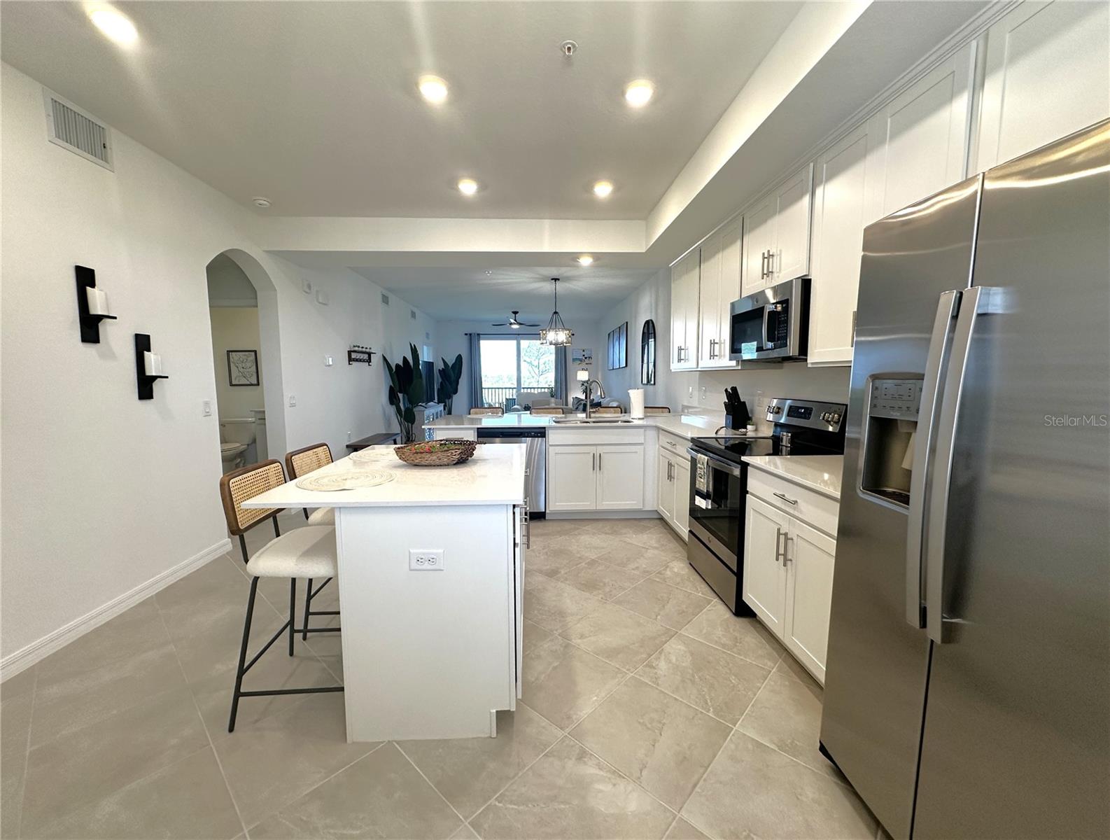 14161 Heritage Landing Blvd #1125 Property Photo 3