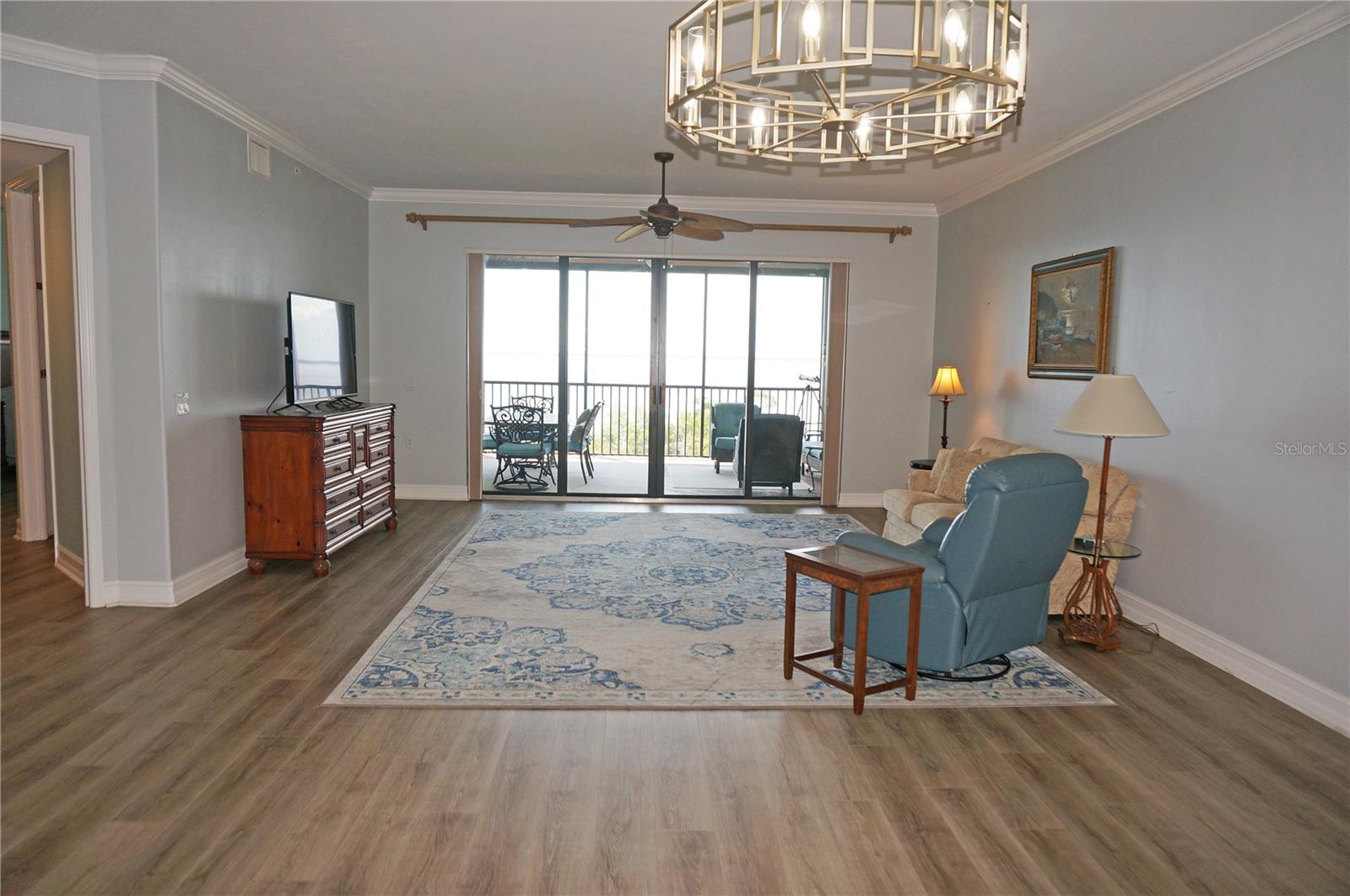87 Vivante Blvd #8742 Property Photo 3