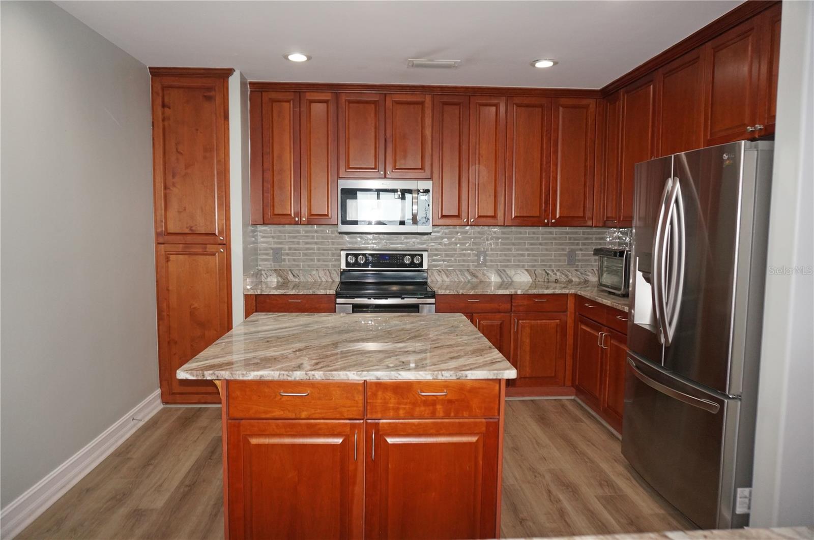 87 Vivante Blvd #8742 Property Photo 11