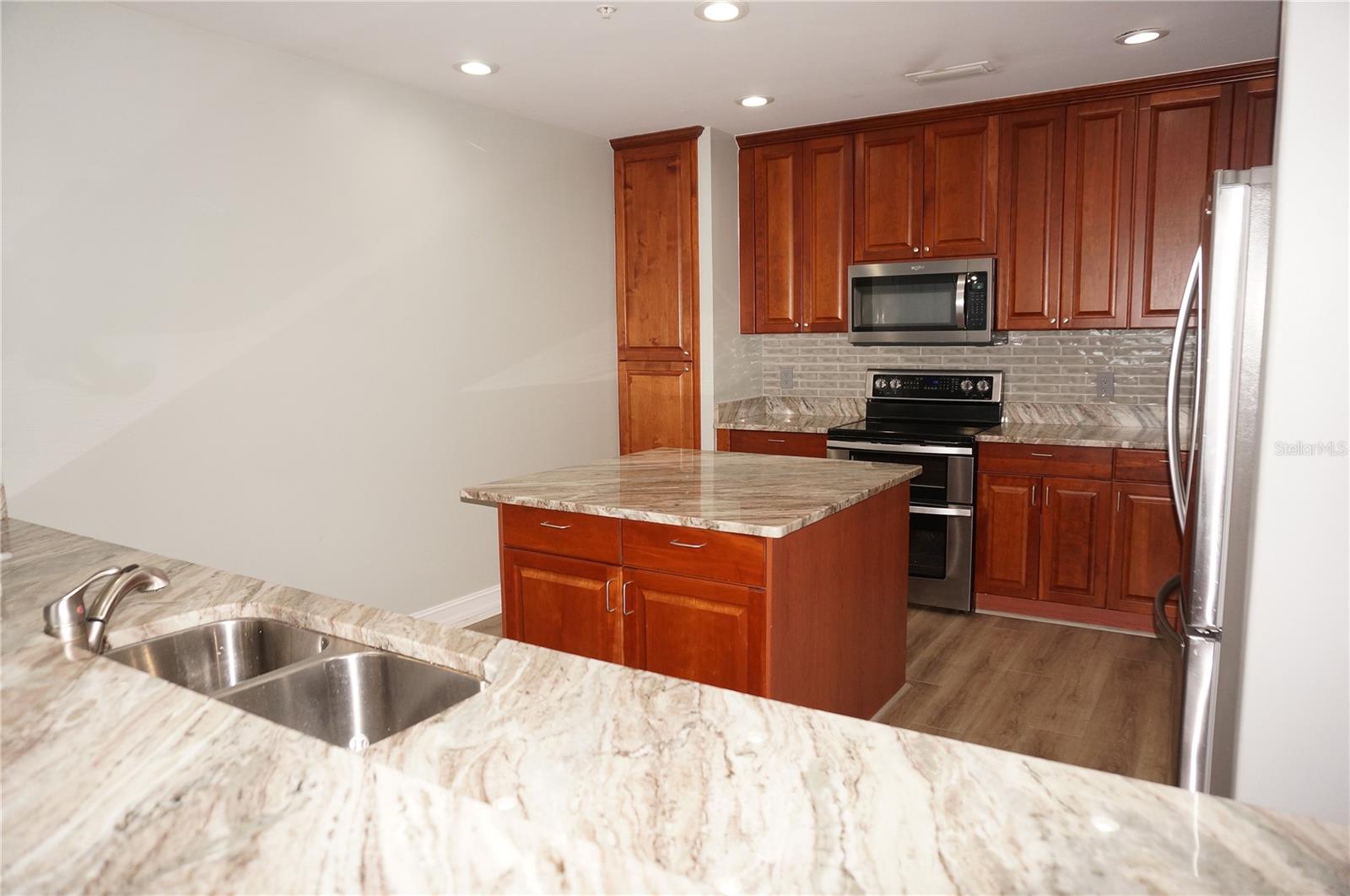 87 Vivante Blvd #8742 Property Photo 12