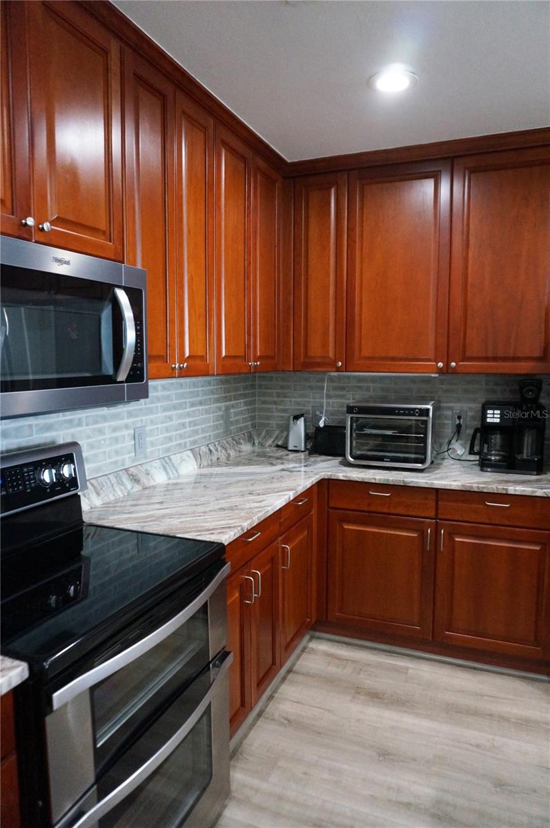 87 Vivante Blvd #8742 Property Photo 19