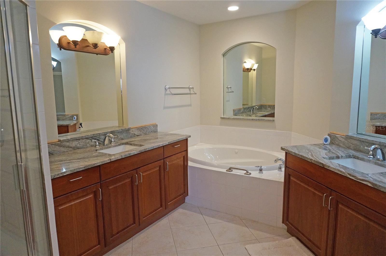 87 Vivante Blvd #8742 Property Photo 35