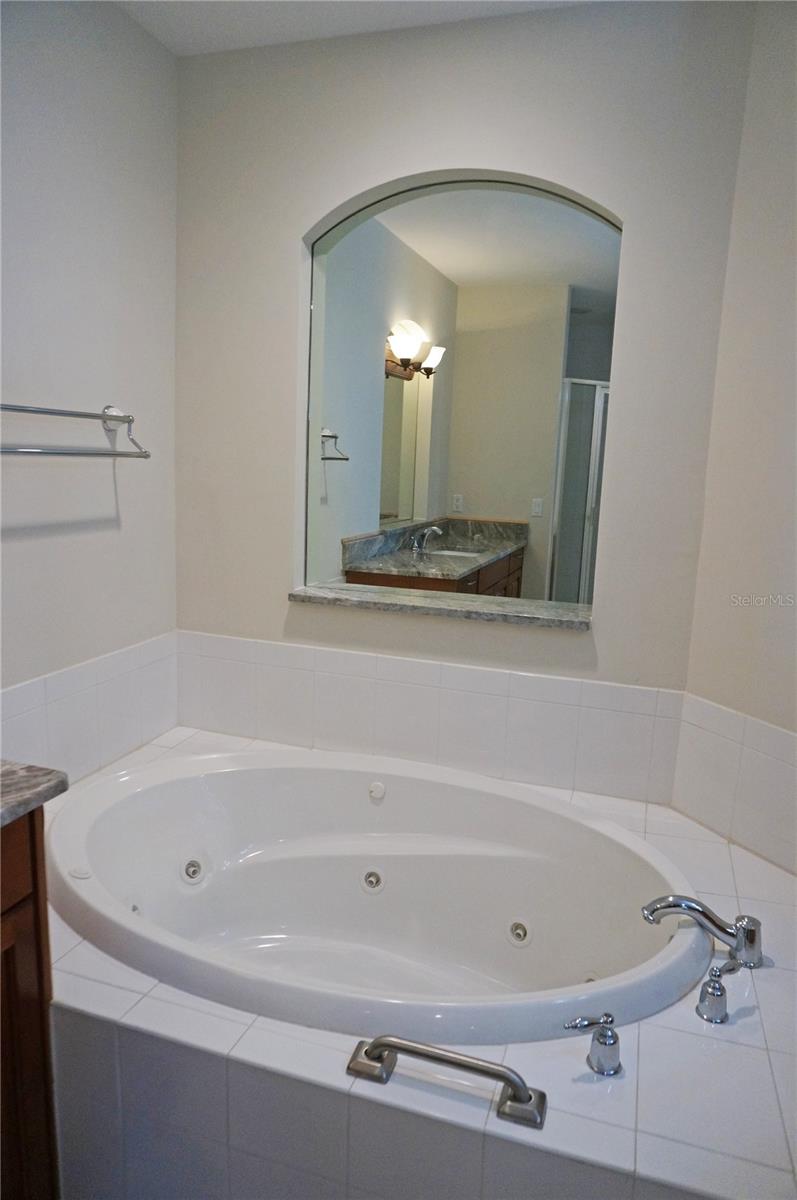 87 Vivante Blvd #8742 Property Photo 38
