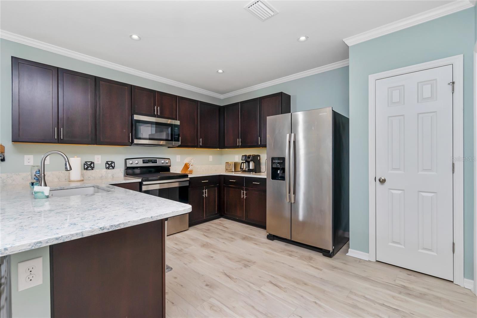 7049 Crystal Way Property Photo 13