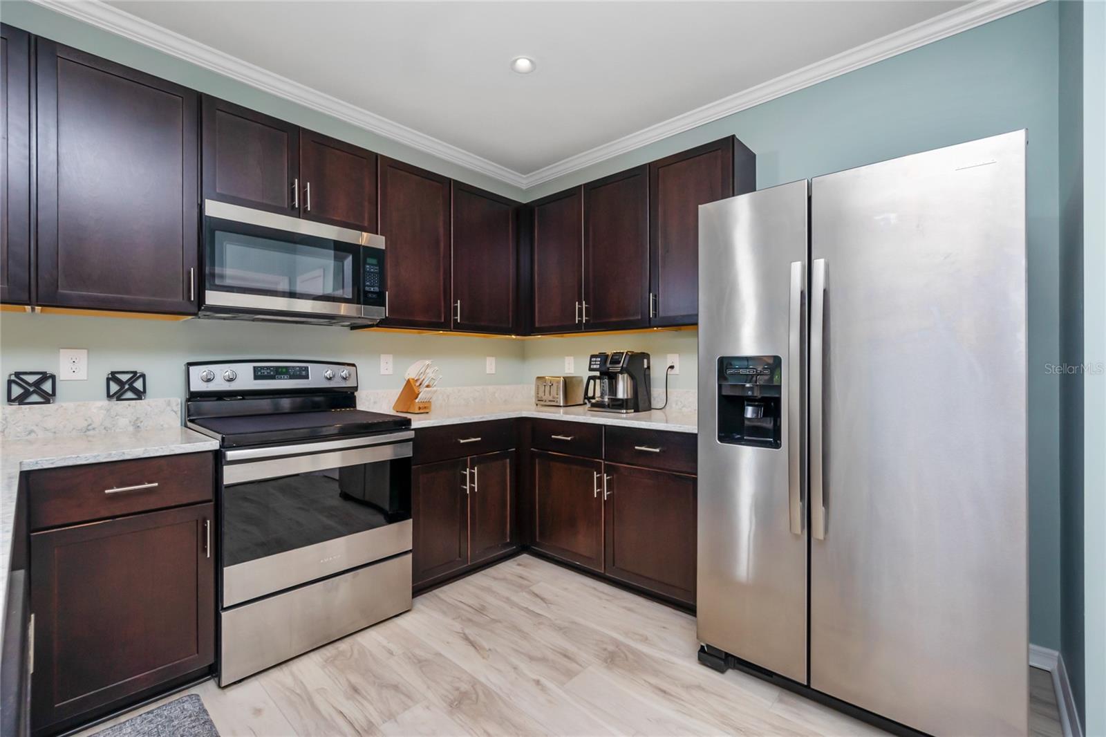 7049 Crystal Way Property Photo 14