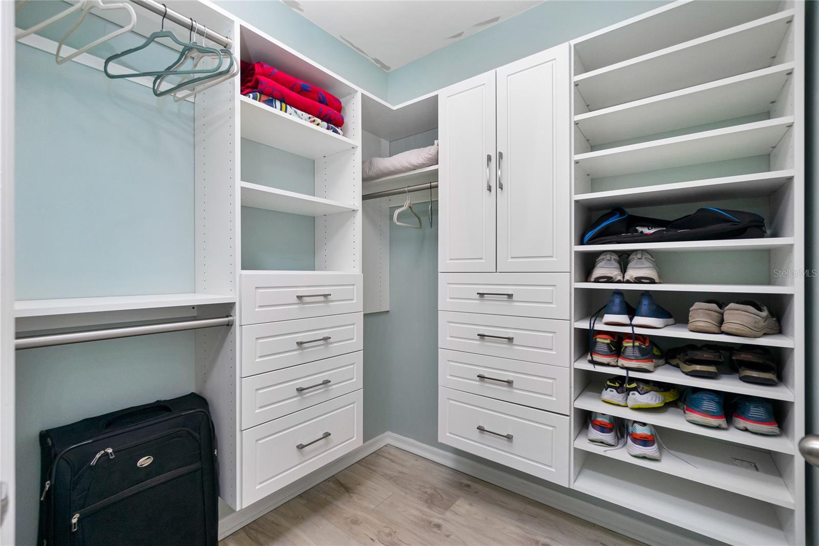 7049 Crystal Way Property Photo 25