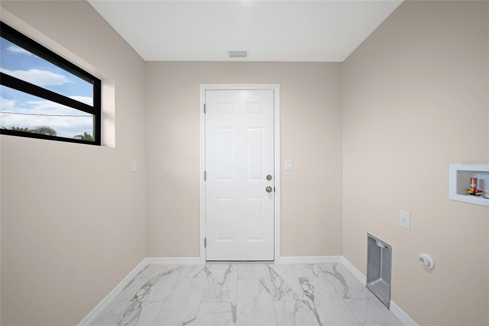 3420 Palm Dr Property Photo 15