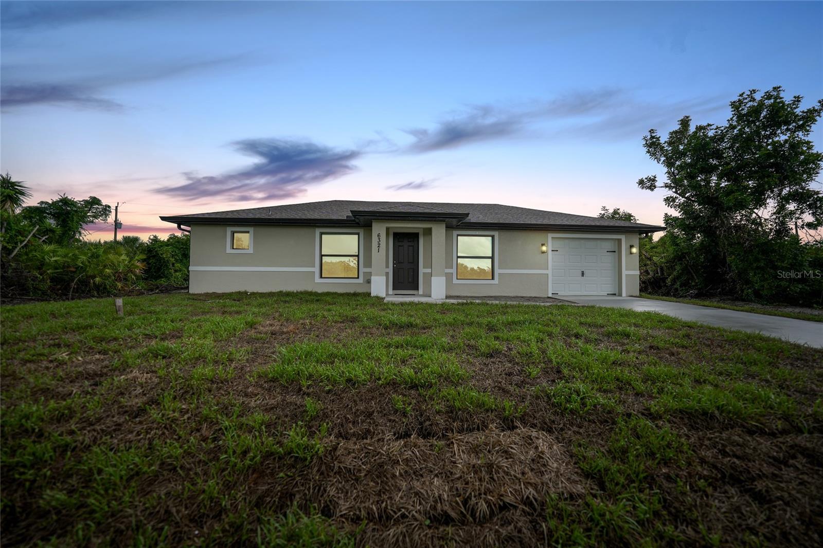 3414 Palm Dr Property Photo 1
