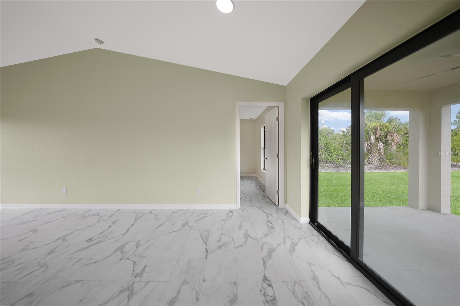 3414 Palm Dr Property Photo 6