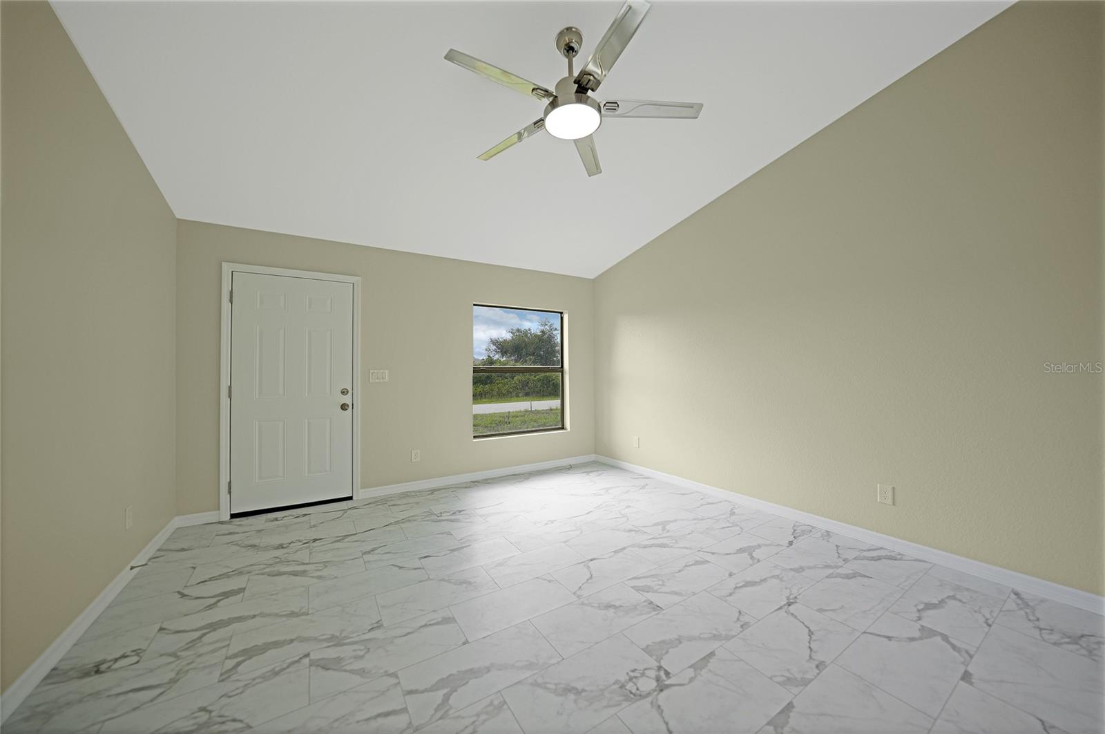 3414 Palm Dr Property Photo 7