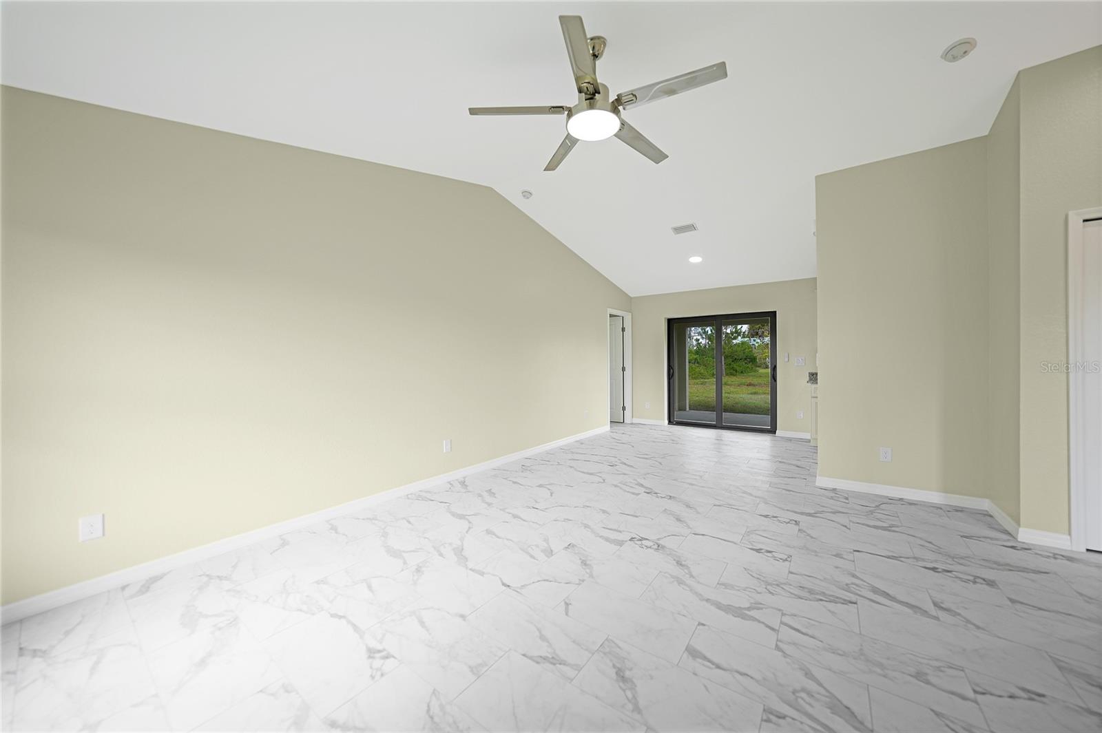 3414 Palm Dr Property Photo 12