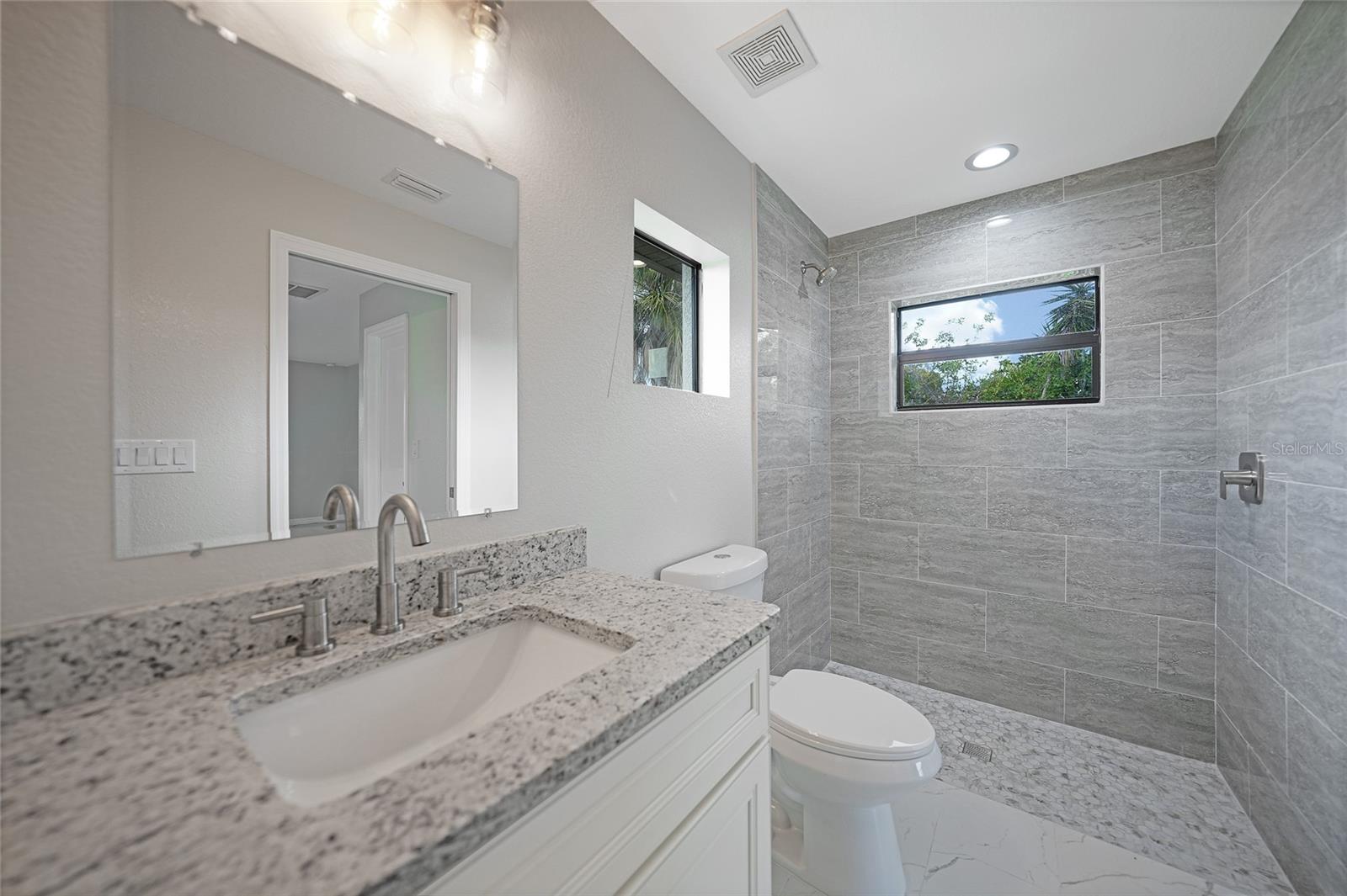 3414 Palm Dr Property Photo 20