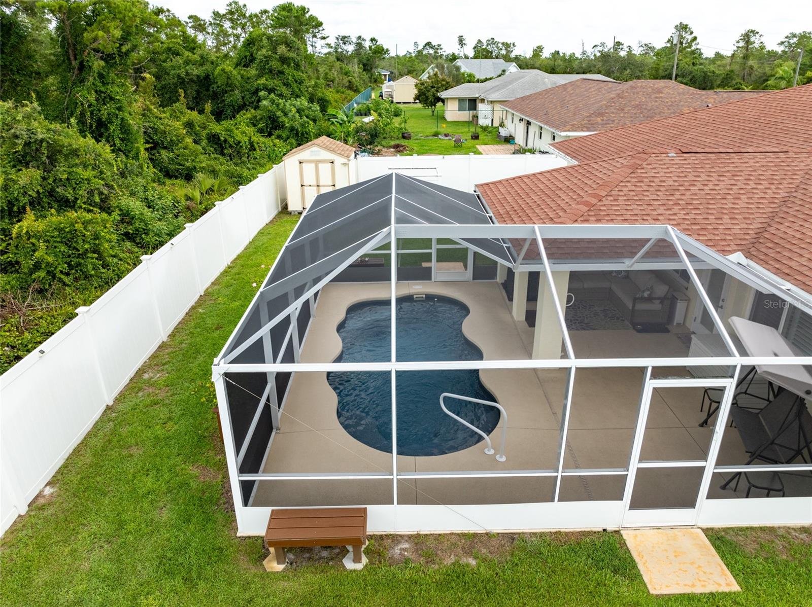 100 Captiva Ct Ne Property Photo 13